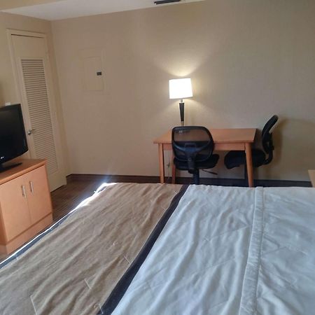 Extended Stay America Suites - Jacksonville - Deerwood Park Экстерьер фото