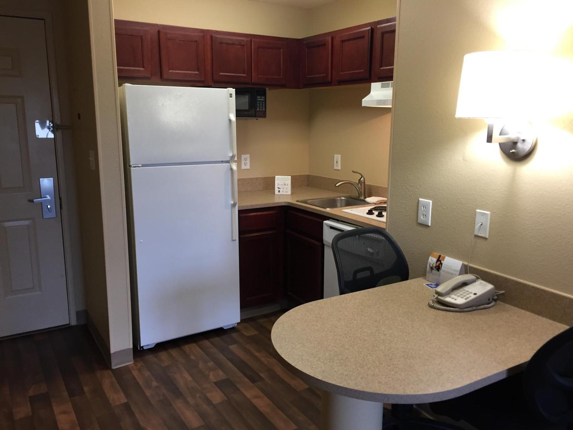 Extended Stay America Suites - Jacksonville - Deerwood Park Экстерьер фото