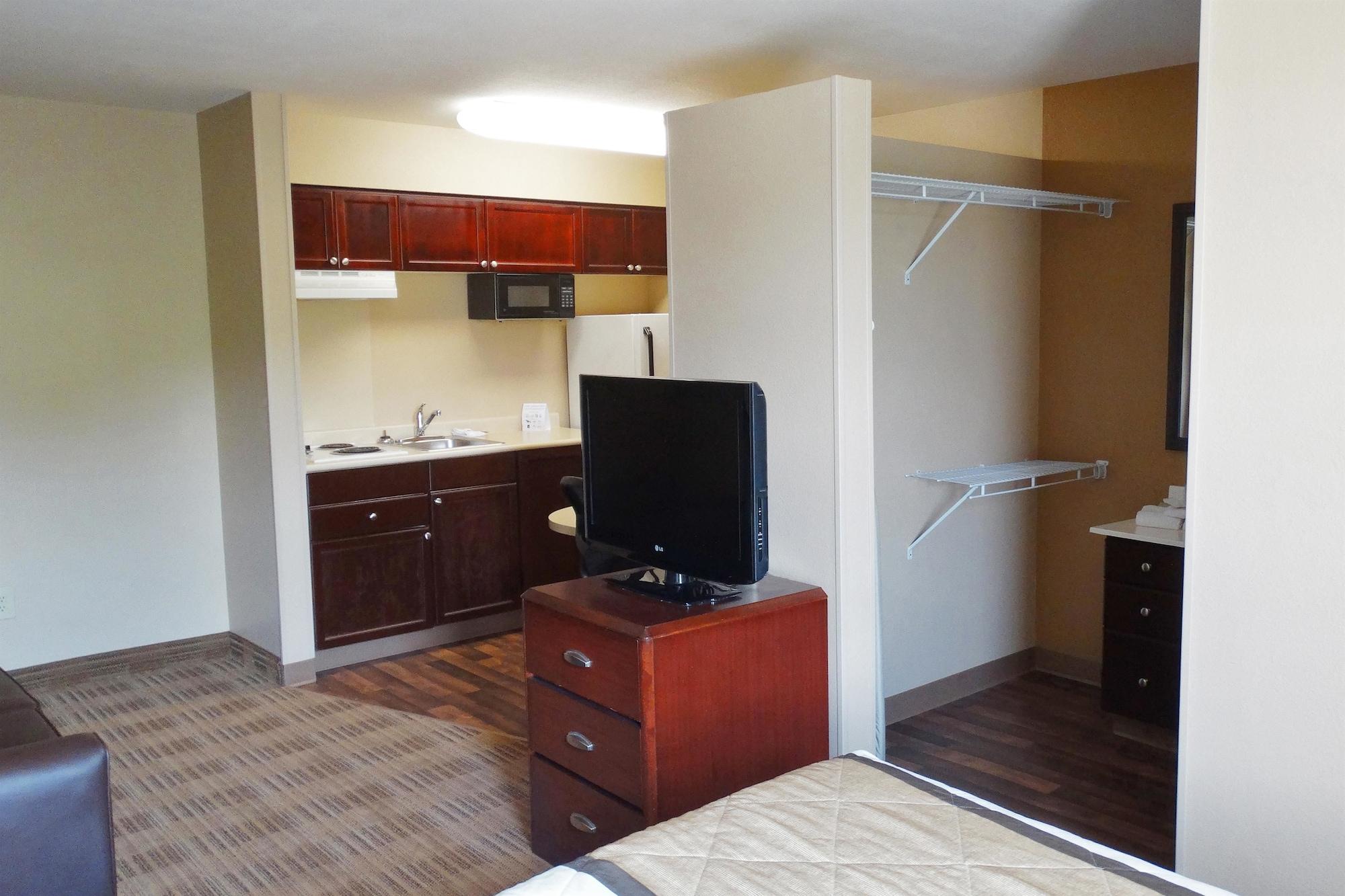 Extended Stay America Suites - Jacksonville - Deerwood Park Экстерьер фото