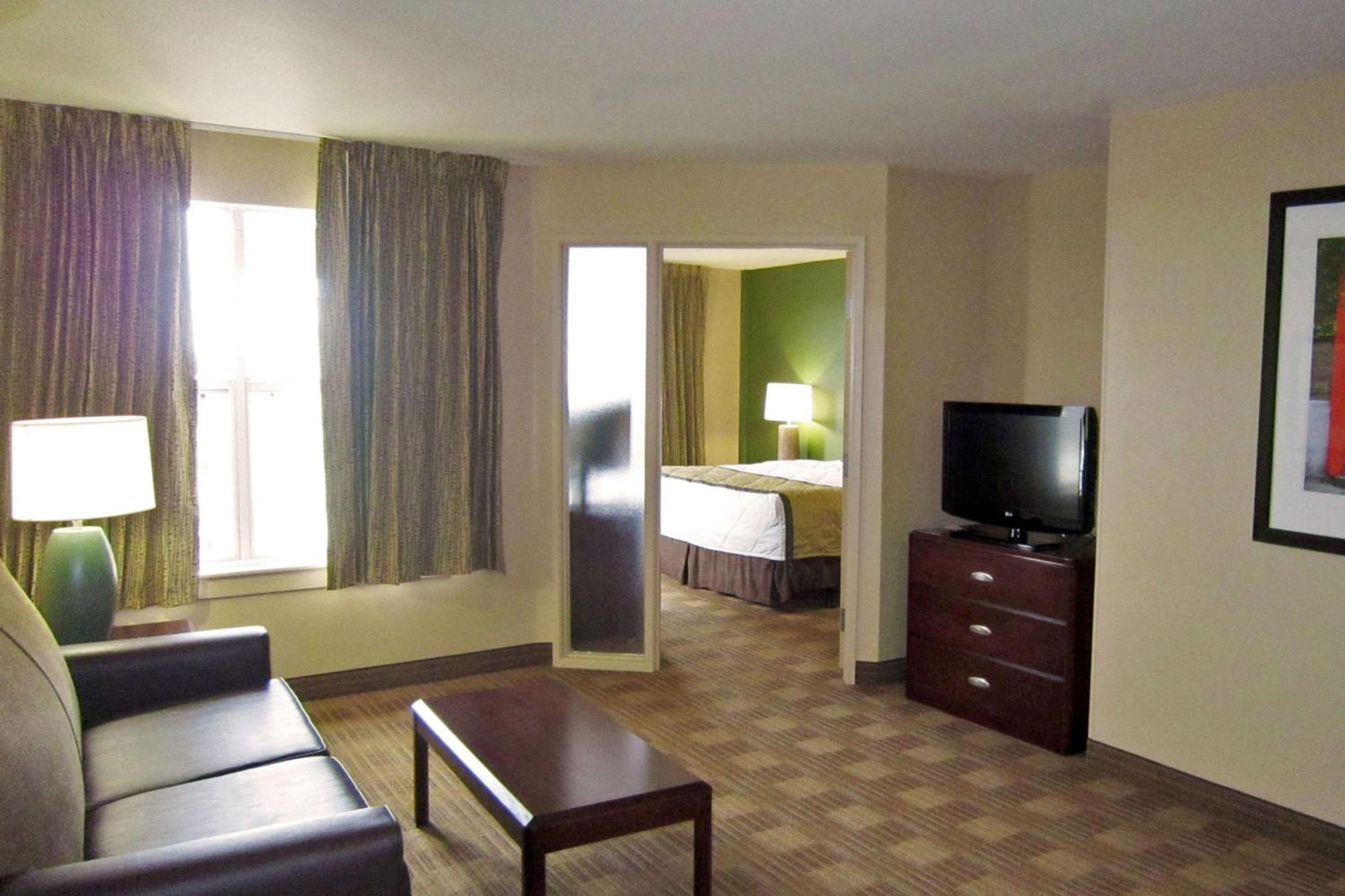 Extended Stay America Suites - Jacksonville - Deerwood Park Экстерьер фото