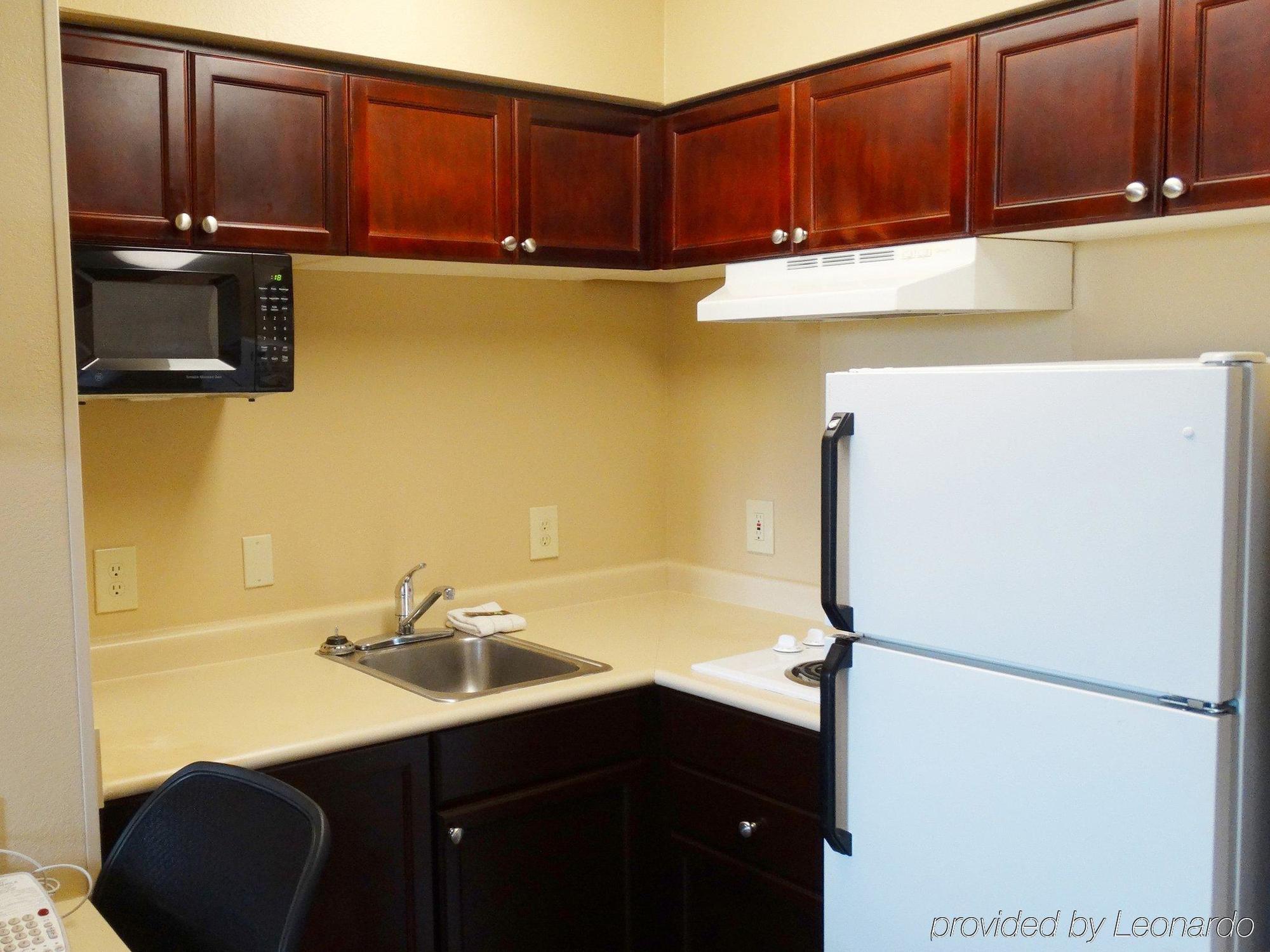 Extended Stay America Suites - Jacksonville - Deerwood Park Экстерьер фото