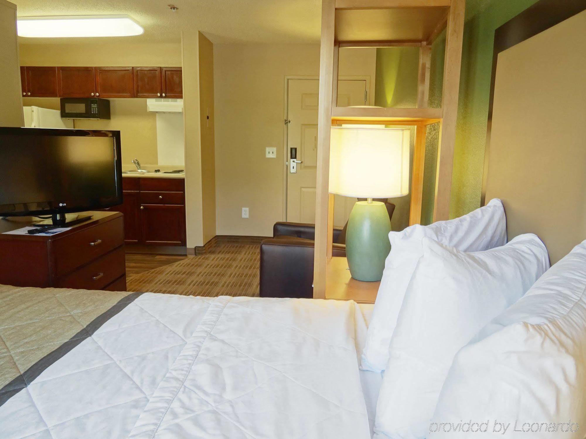 Extended Stay America Suites - Jacksonville - Deerwood Park Экстерьер фото
